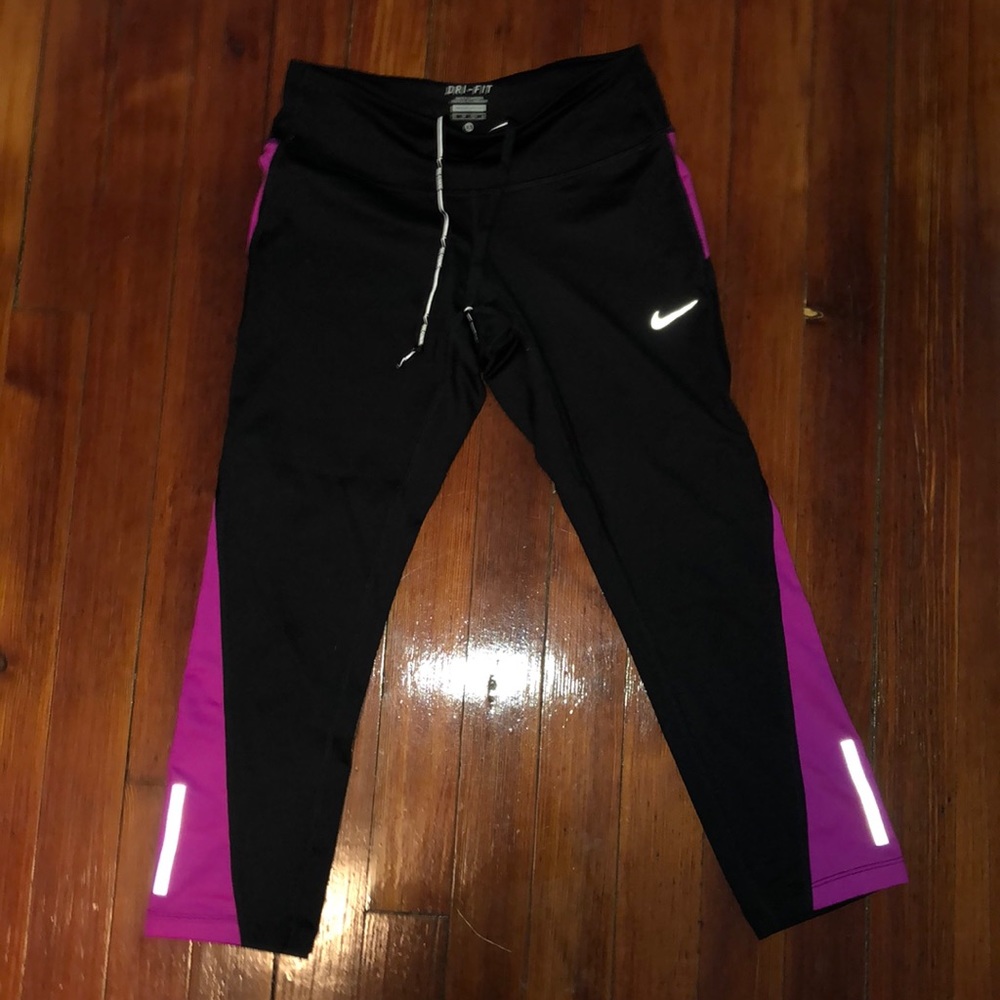 Nike dry-fit crop leggings